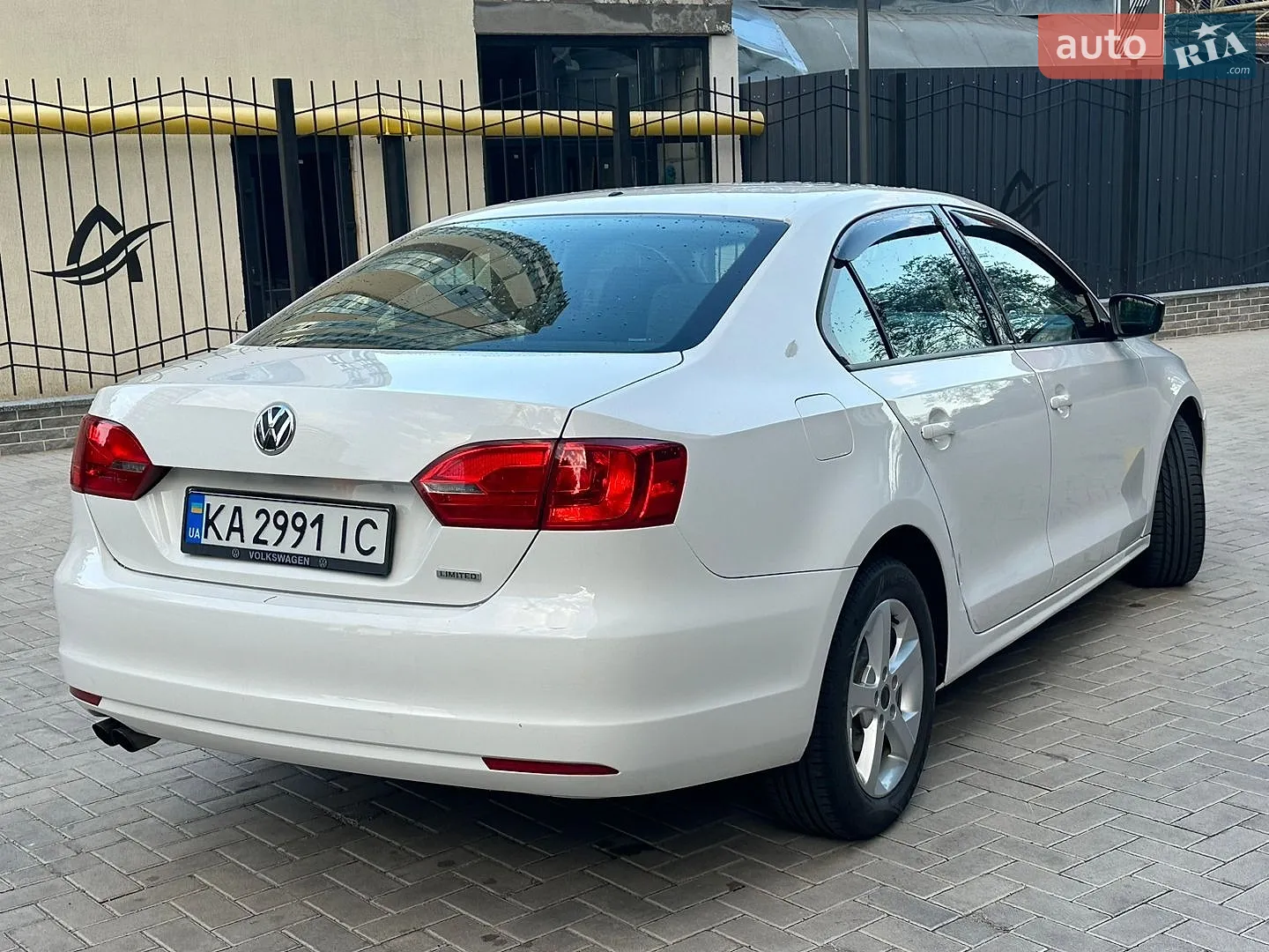 2011 Volkswagen Jetta - мініатюра 38