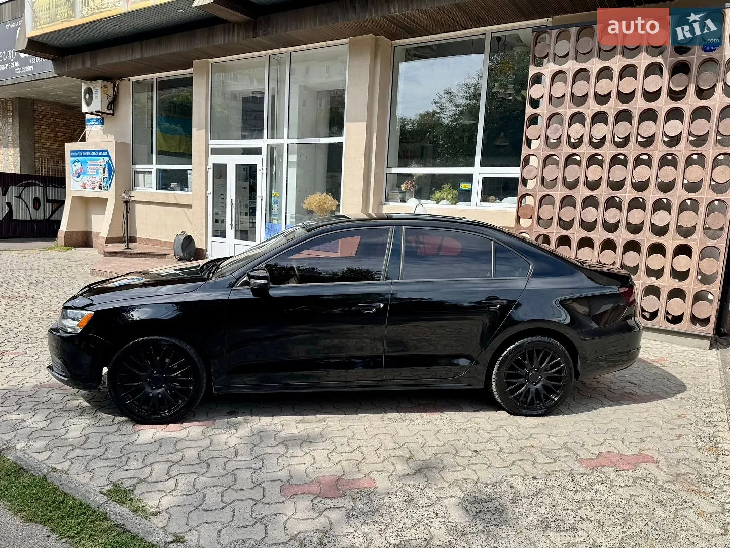 2011 Volkswagen Jetta - мініатюра 2