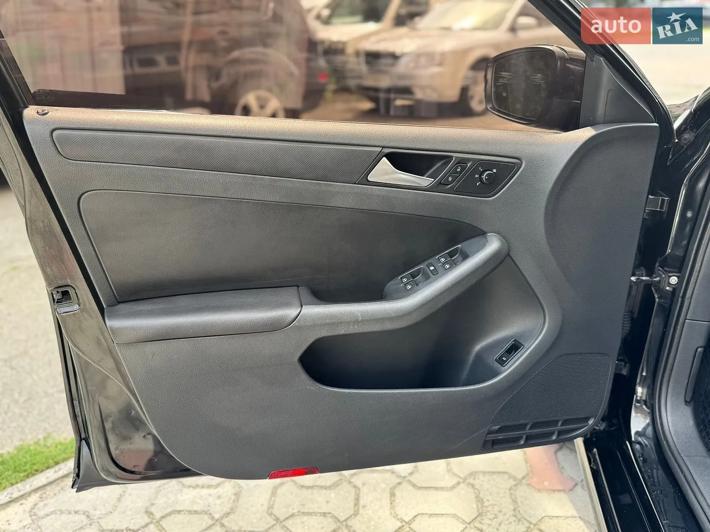 2011 Volkswagen Jetta - мініатюра 17