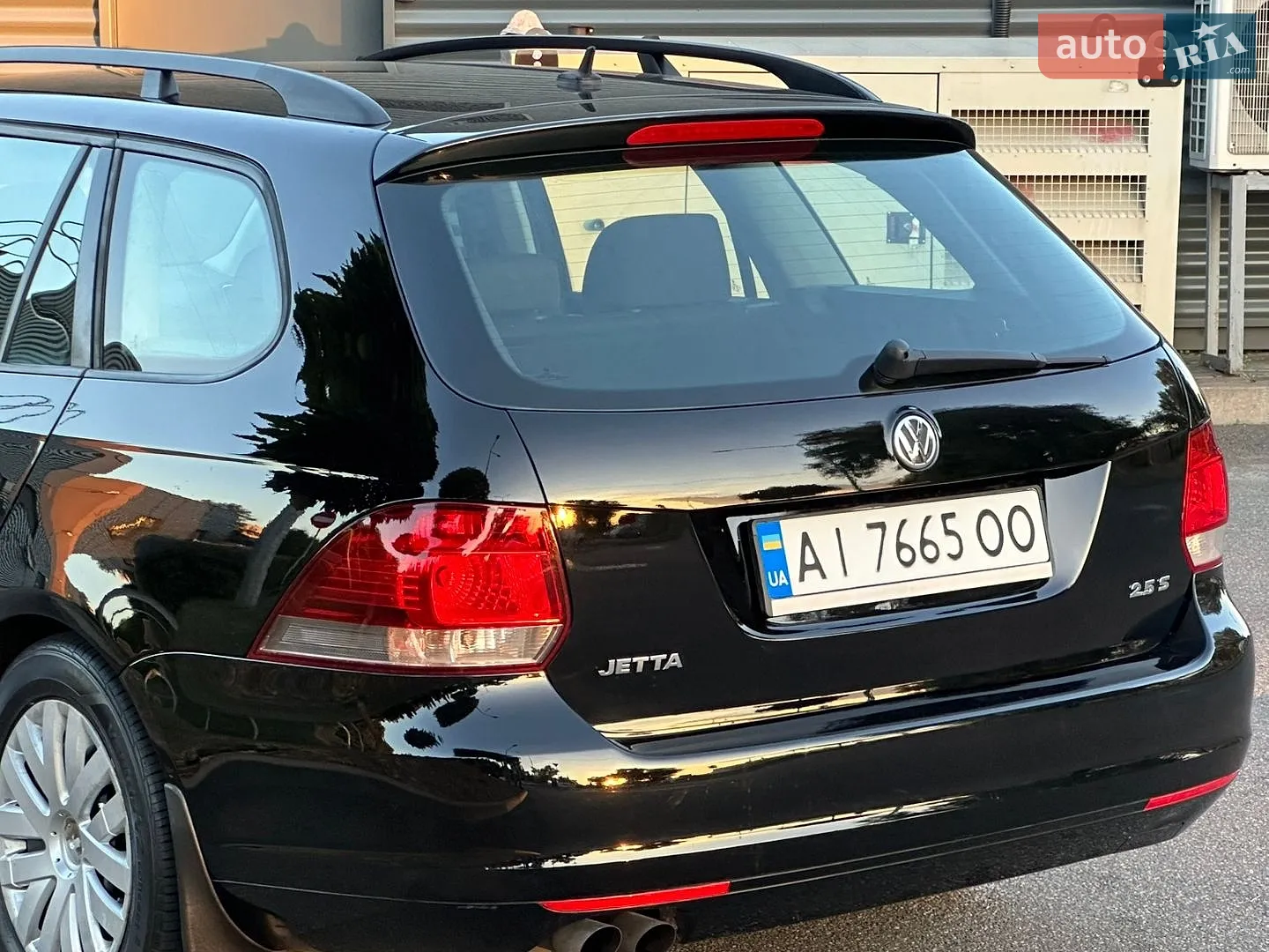 2011 Volkswagen Jetta - мініатюра 2