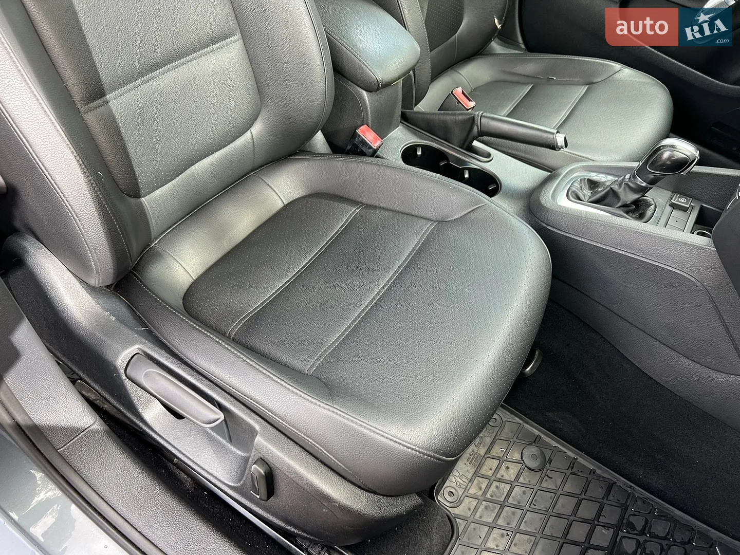 2012 Volkswagen Jetta - мініатюра 47