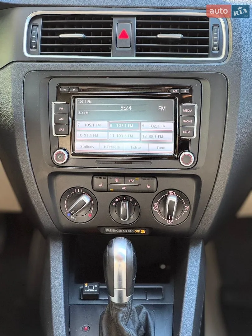 2011 Volkswagen Jetta - мініатюра 9