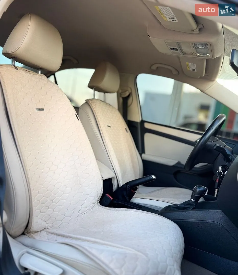 2011 Volkswagen Jetta - мініатюра 11