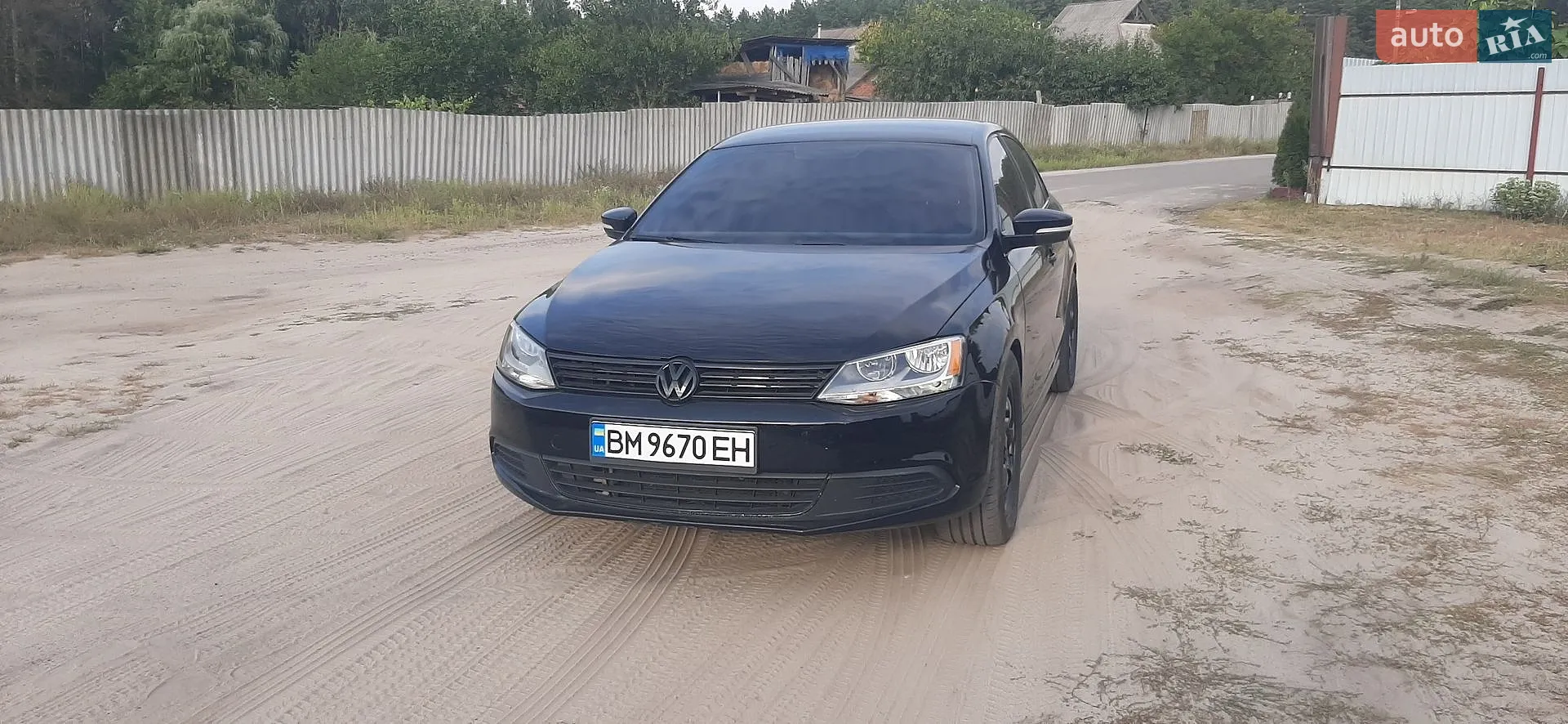 2010 Volkswagen Jetta - фото 1