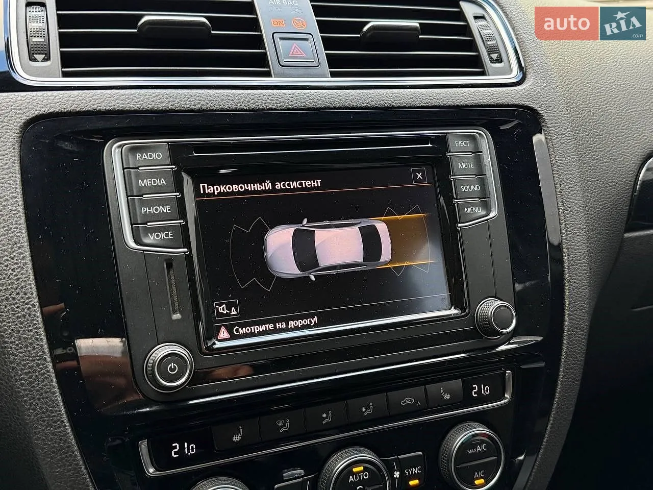 2016 Volkswagen Jetta - мініатюра 30