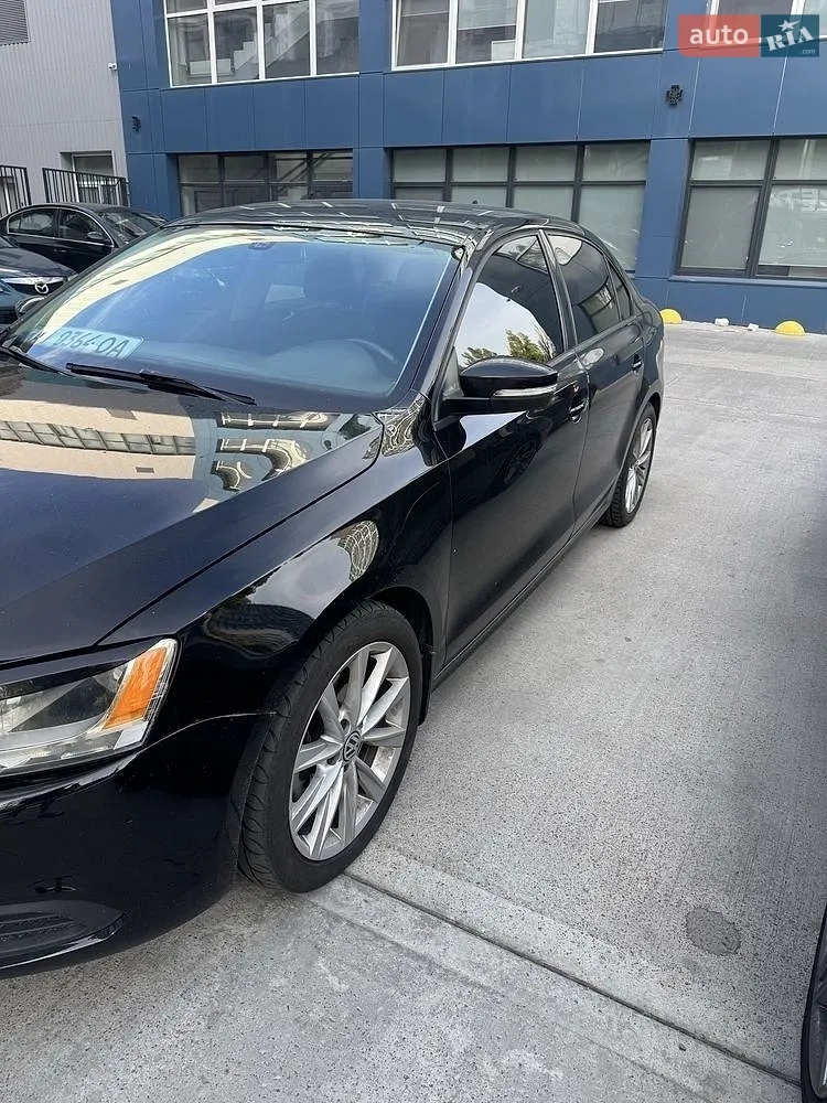 2012 Volkswagen Jetta - фото 1