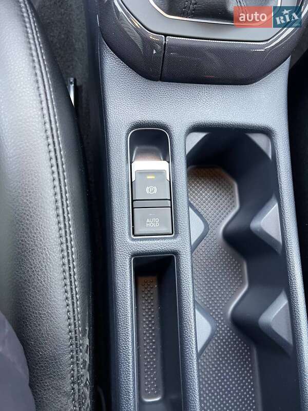 Седан Volkswagen Lavida 2025 в Львові