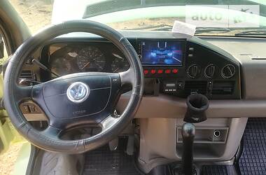 Вантажопасажирський фургон Volkswagen LT 2005 в 