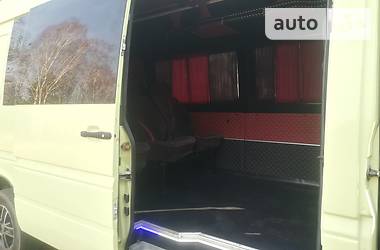 Вантажопасажирський фургон Volkswagen LT 2005 в 