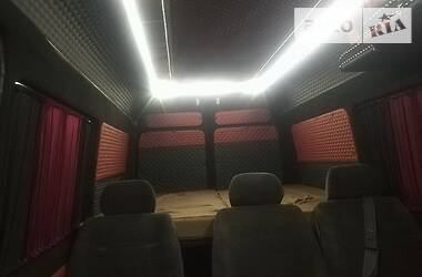 Вантажопасажирський фургон Volkswagen LT 2005 в 