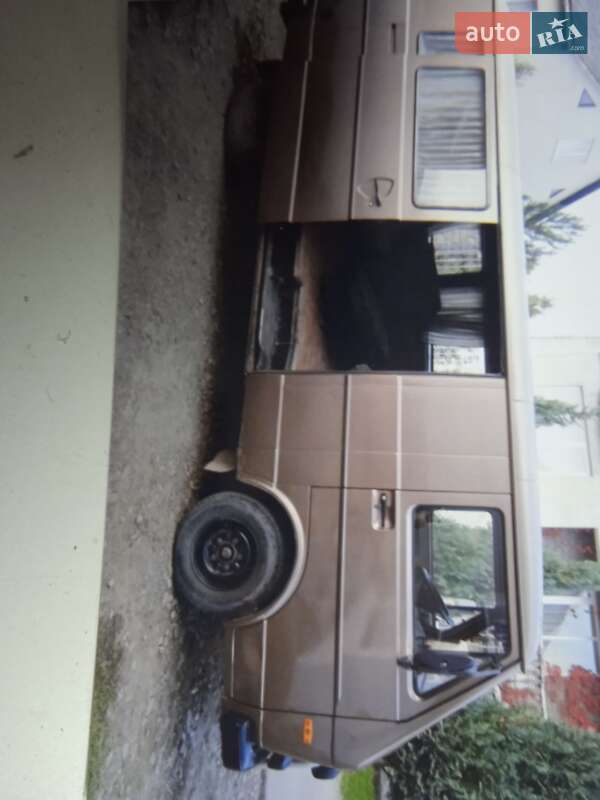 Микроавтобус Volkswagen LT 1992 в Тячеве