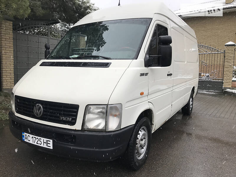 Грузовой фургон Volkswagen LT 2006 в Луцке