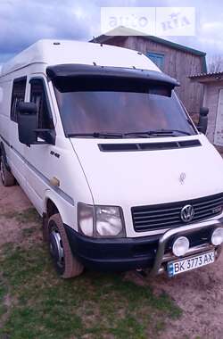 Грузопассажирский фургон Volkswagen LT 2003 в 
