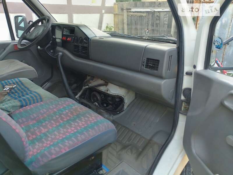 Внедорожник / Кроссовер Volkswagen LT 1998 в Берегово