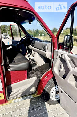 Грузовой фургон Volkswagen LT 1999 в 
