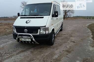 Другие автобусы Volkswagen LT 2004 в Вараше