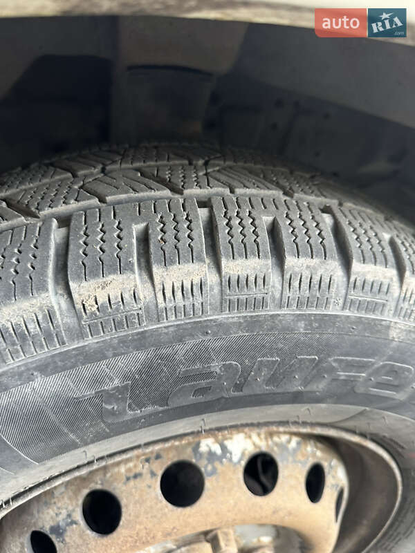 Грузопассажирский фургон Volkswagen LT 2003 в Тернополе