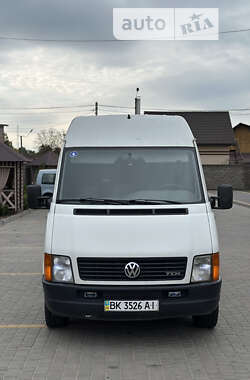 Вантажопасажирський фургон Volkswagen LT 2000 в Зарічному