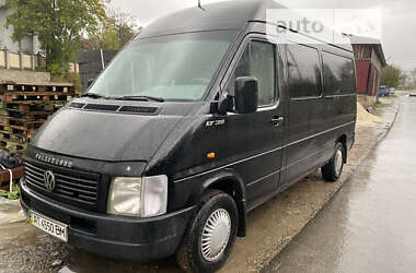 Микроавтобус Volkswagen LT 2004 в Делятине