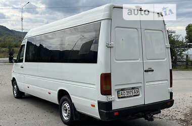 Мікроавтобус Volkswagen LT 2006 в Хусті