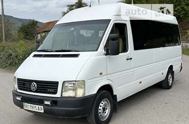 Мікроавтобус Volkswagen LT 2006 в Хусті