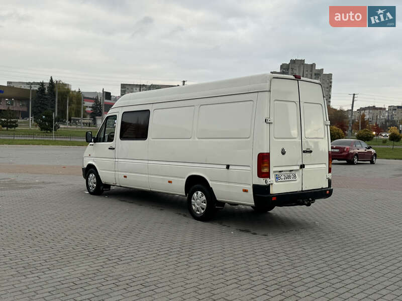 Грузопассажирский фургон Volkswagen LT 2004 в Львове