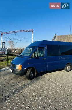 Грузопассажирский фургон Volkswagen LT 2006 в Звягеле