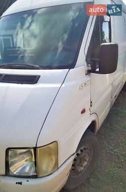 Грузовой фургон Volkswagen LT 2001 в Ичне