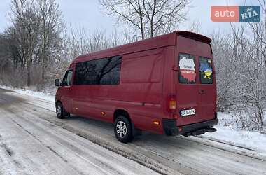 Вантажопасажирський фургон Volkswagen LT 2006 в Львові