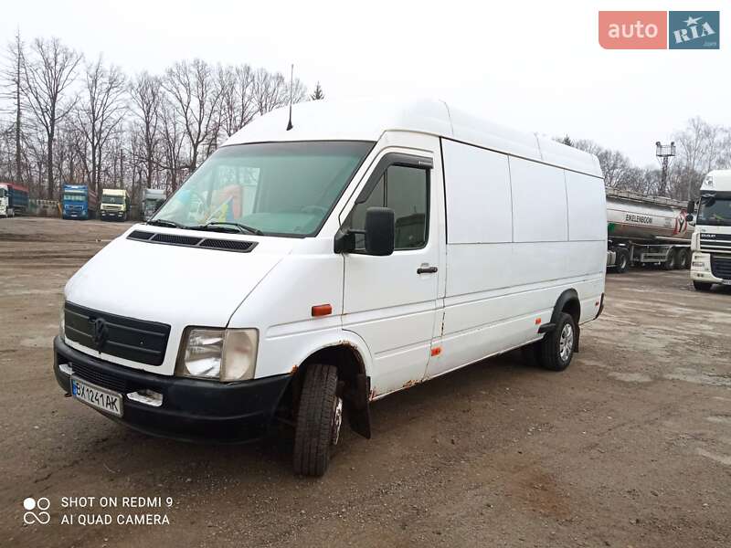 Грузовой фургон Volkswagen LT 1999 в Хмельницком