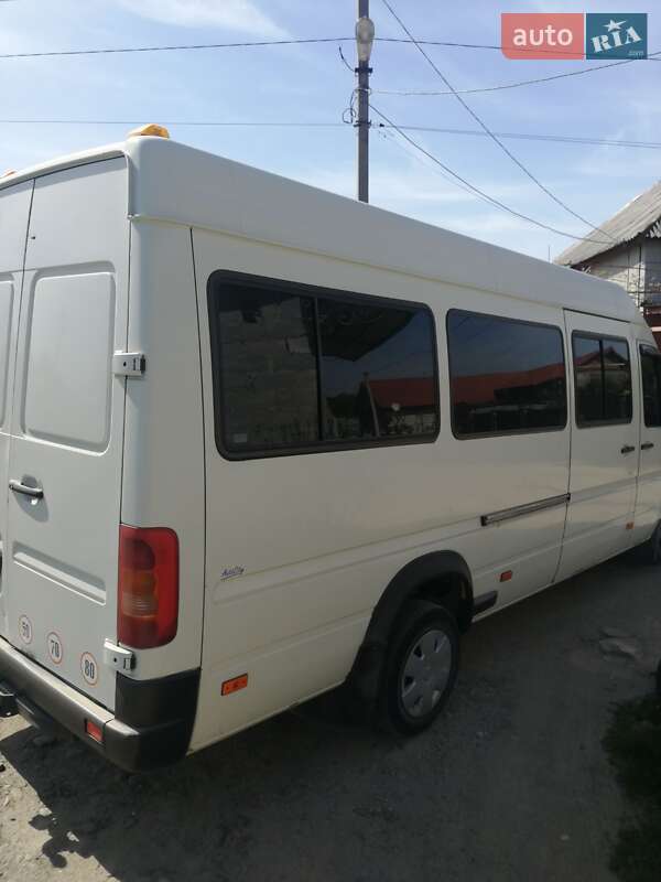 Мікроавтобус Volkswagen LT 2002 в Ужгороді