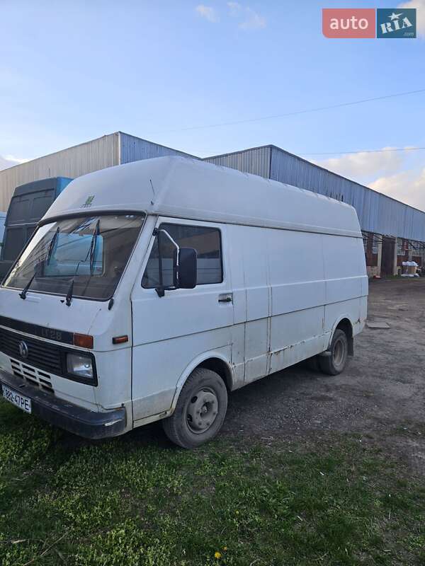 Вантажний фургон Volkswagen LT 1995 в Ужгороді
