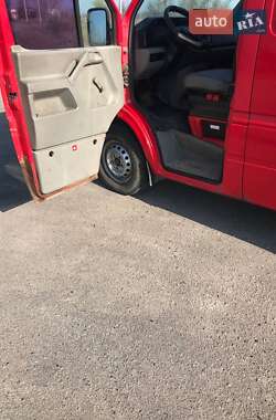 Грузовой фургон Volkswagen LT 2004 в 