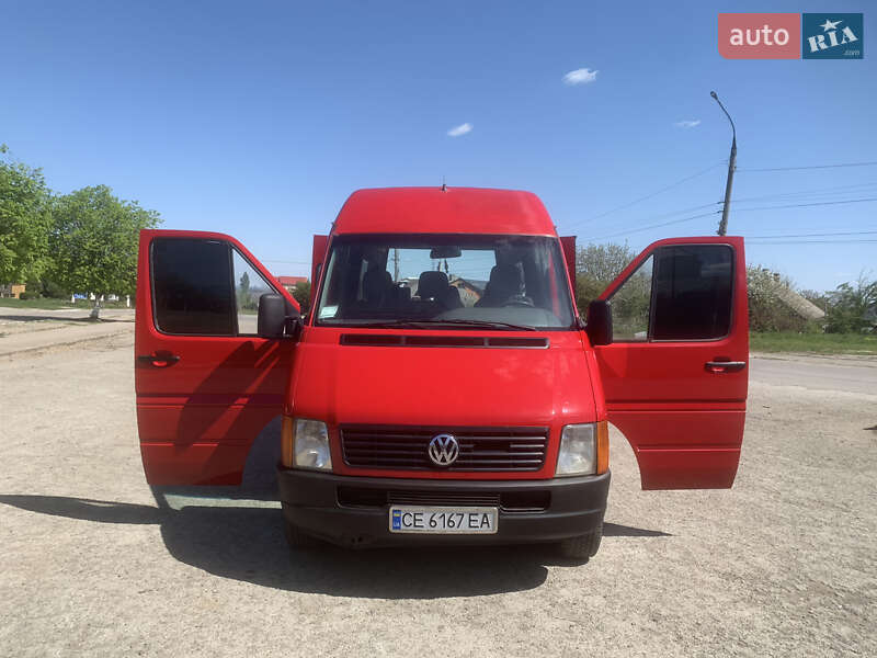 Вантажопасажирський фургон Volkswagen LT 1998 в Хотині