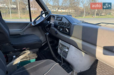 Грузопассажирский фургон Volkswagen LT 2004 в 