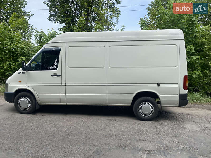 Вантажний фургон Volkswagen LT 2004 в Жмеринці