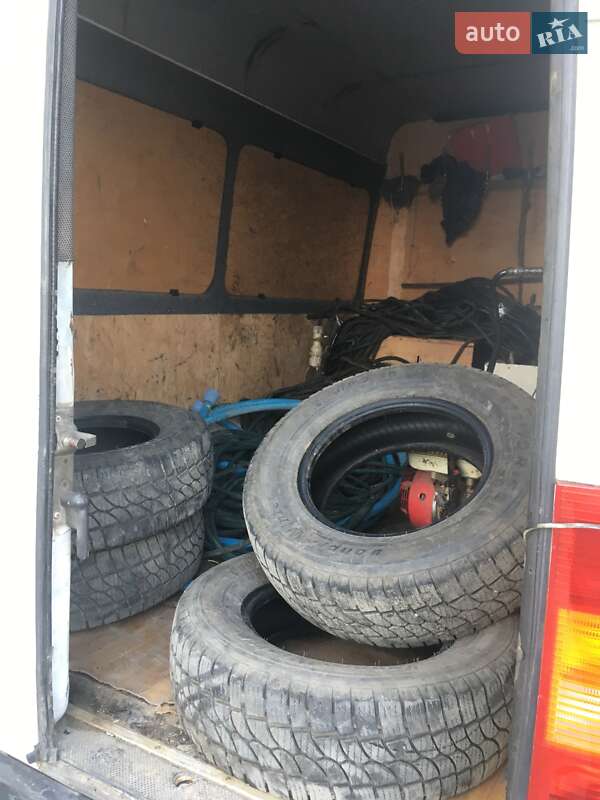 Грузопассажирский фургон Volkswagen LT 2004 в Ивано-Франковске