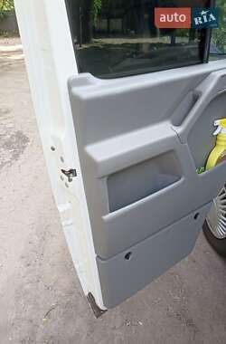 Грузовой фургон Volkswagen LT 2006 в 