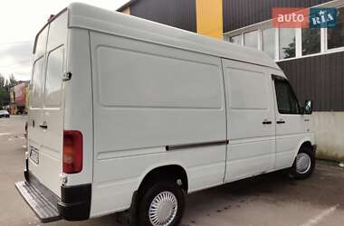 Вантажний фургон Volkswagen LT 2005 в 