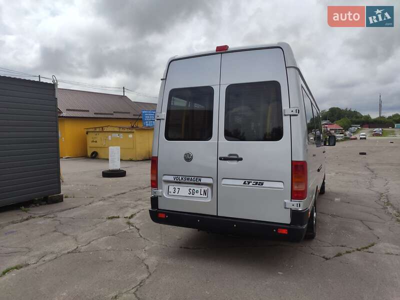 Микроавтобус Volkswagen LT 2006 в Ровно