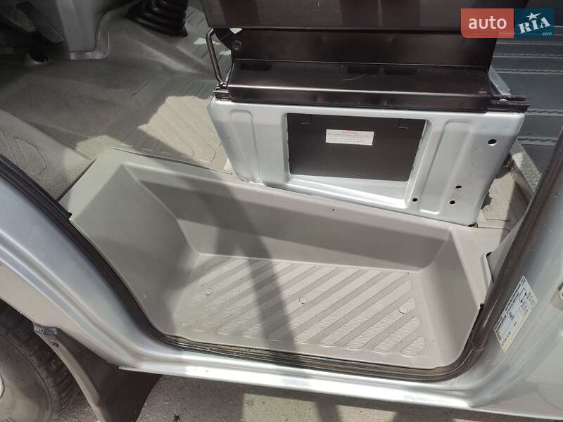 Микроавтобус Volkswagen LT 2006 в Ровно