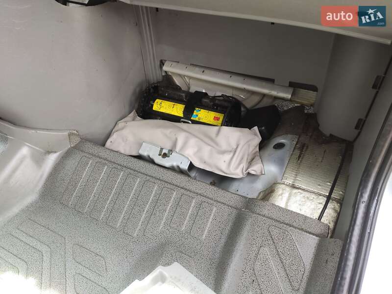 Микроавтобус Volkswagen LT 2006 в Ровно