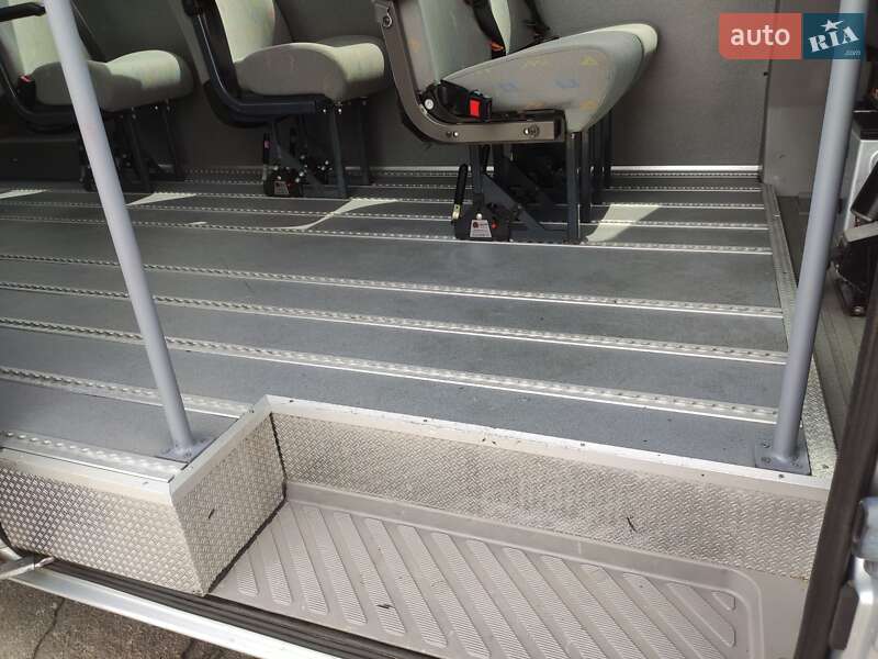 Микроавтобус Volkswagen LT 2006 в Ровно