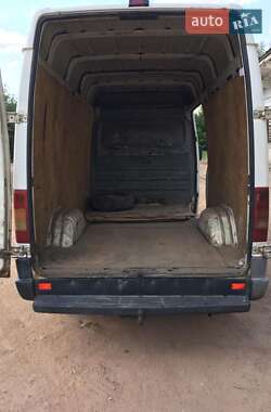 Грузопассажирский фургон Volkswagen LT 2004 в 