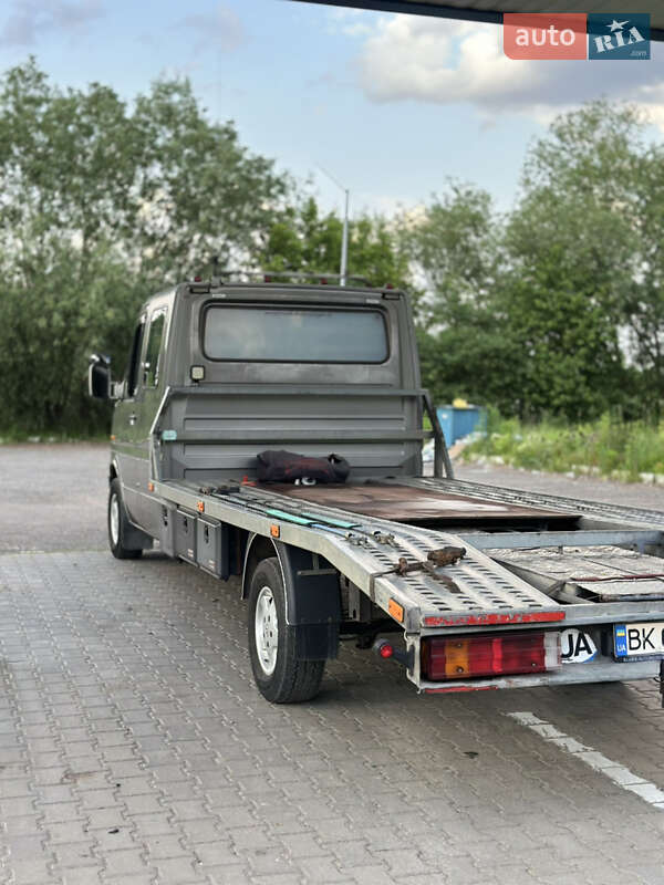 Автовоз Volkswagen LT 2002 в Дубно