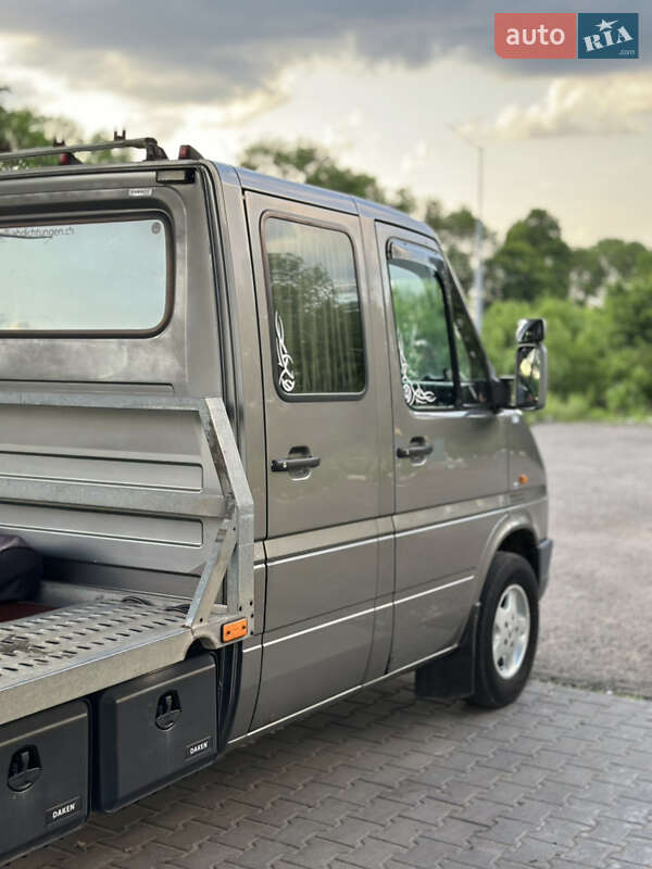Автовоз Volkswagen LT 2002 в Дубно