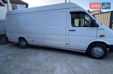 Грузовой фургон Volkswagen LT 2004 в Виннице