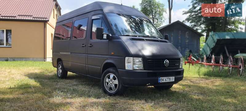 Грузопассажирский фургон Volkswagen LT 2002 в 
