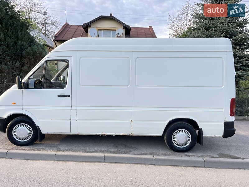 Вантажний фургон Volkswagen LT 1997 в Дрогобичі