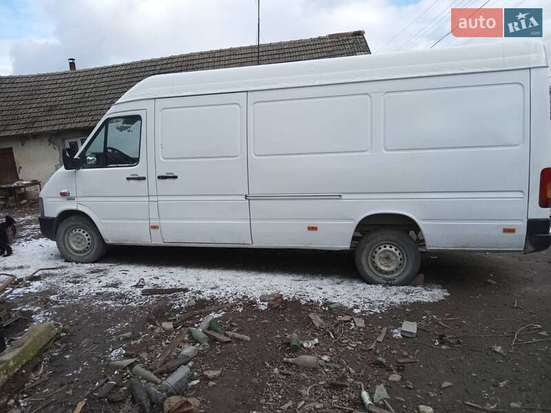 Вантажний фургон Volkswagen LT 2005 в Тернополі